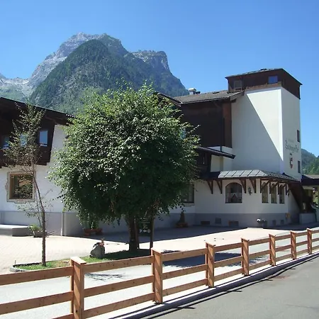 Salzburgerhof Jugend- und Familienhotel-3