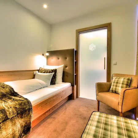 Hotel Garni Urezza-3
