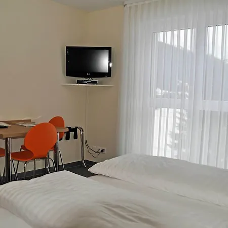 Hotel Cresta-3