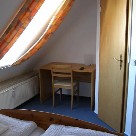 Hotel Alt Vinnhorst-3