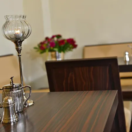 Hotel Domstern-3