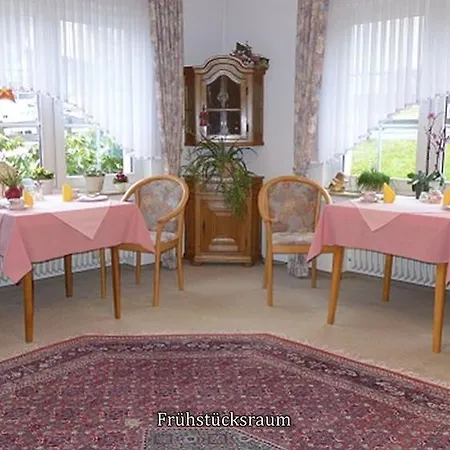 Pension Haus Linden-2