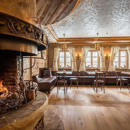 Hotel Alpenrose-3