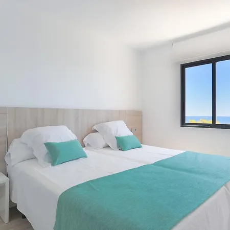 White Apartments - Adults Only-3
