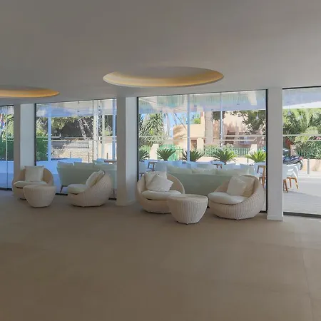 White Apartments - Adults Only-2