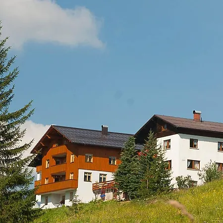 Haus Furka-2