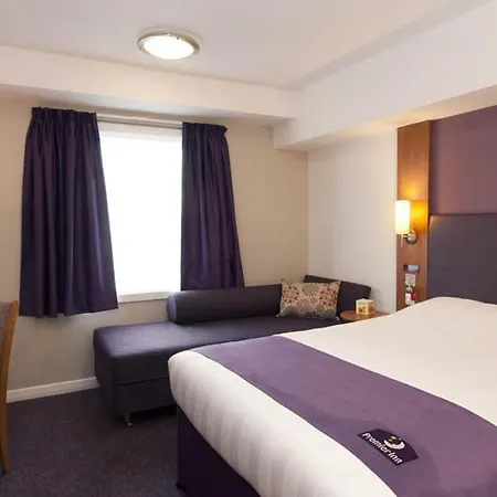 Premier Inn London Euston-3