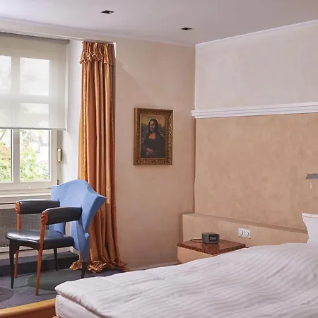 Romantik Hotel Goldener Karpfen-2