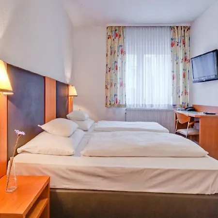 Hotel am Friedensplatz-3