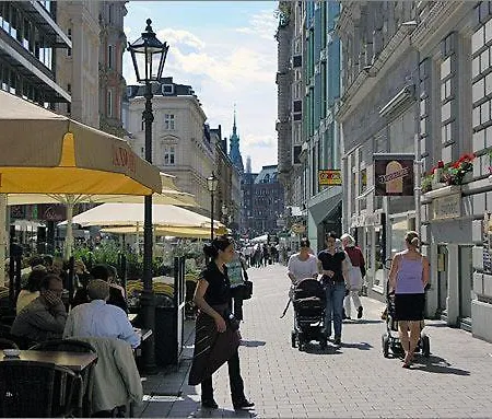 Hotel Bei der Esplanade-3