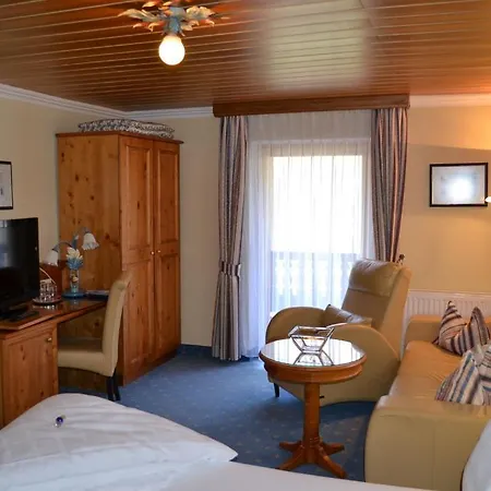 Hotel Alpenresi-2