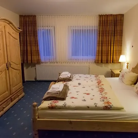 Landgasthaus Zu den Erdfällen-2
