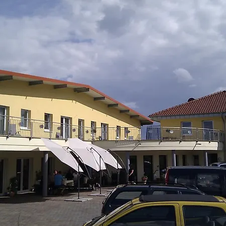Gästehaus Weingut Glas-2
