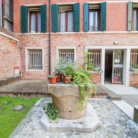 Venice And Venice Apartments - Private Rooms In Shared Apartment-3