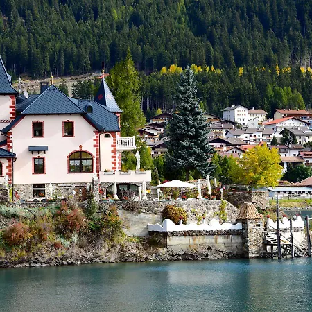 Hotel Schloesschen am See-2