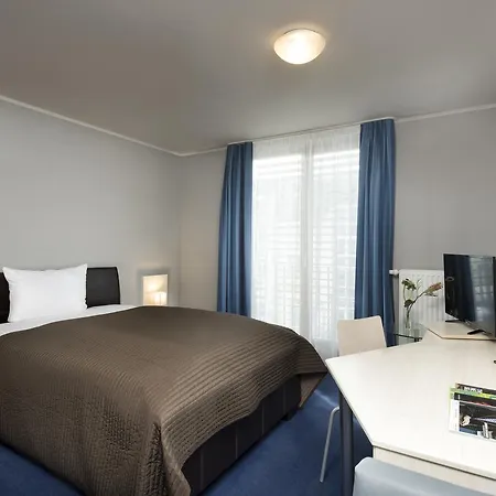 Hotel Ambassador-Berlin Gruenau-2