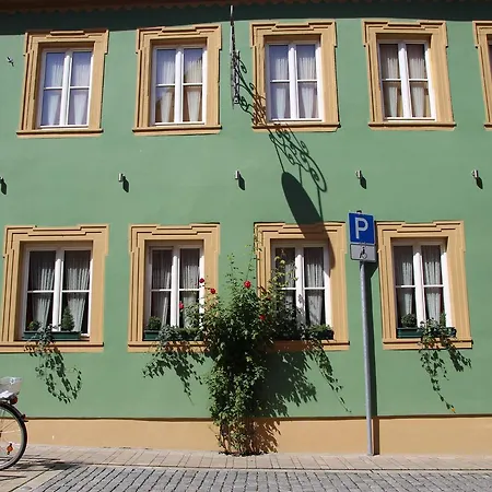 Belle Vue - Das Hotel...-3