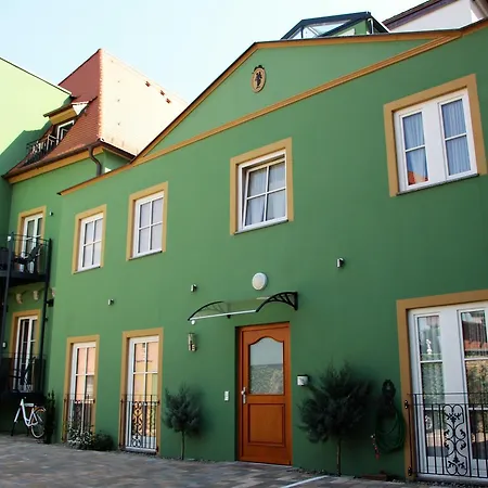 Belle Vue - Das Hotel...-2