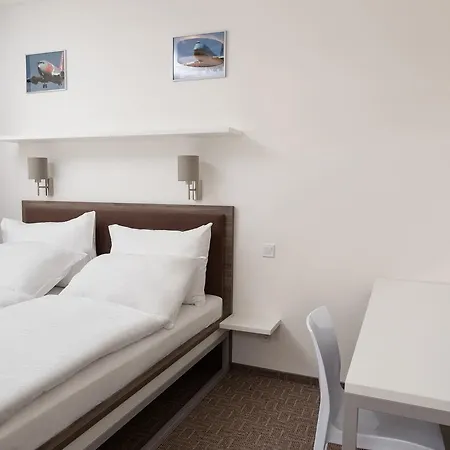 Sky Hotel Prague-3