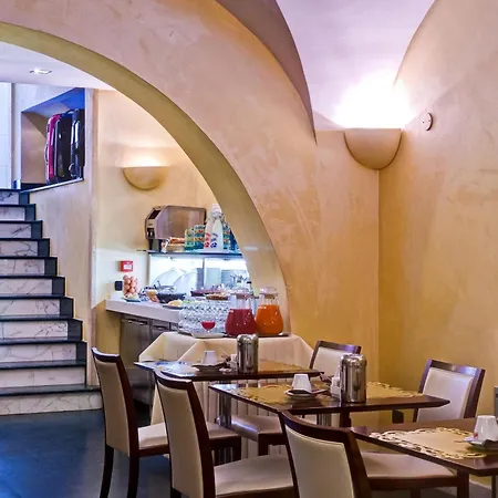 Crosti Hotel-2