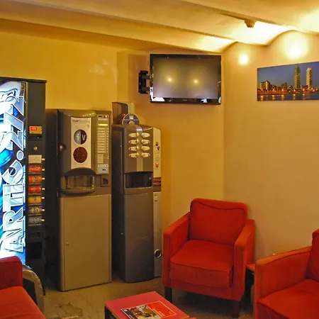 Hostal Radio Barcelona-2