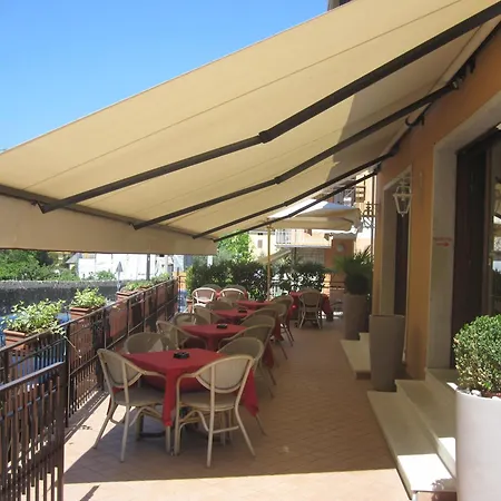 Hotel Benacus-3