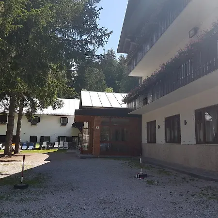 Casa Alpina Dobbiaco-3
