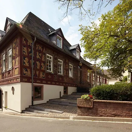 Hotel und Weinhaus Zum Krug-2