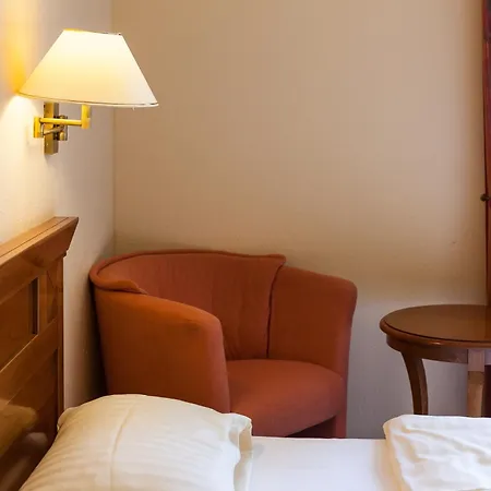 Hotel Schlossgarten-2