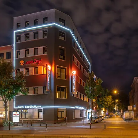 sevenDays Hotel BoardingHouse Mannheim-3