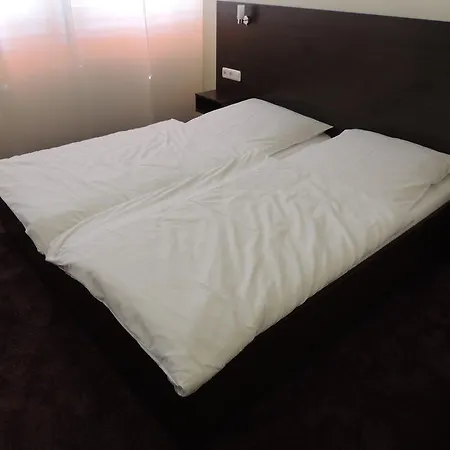 Aaa Budget Hotel-2