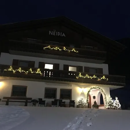 Garni Neidia-2