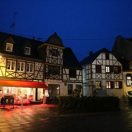 Winzerhäuschen am Brunnen-3