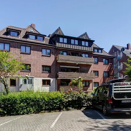 Hotel Elbinsel Free Parking-3