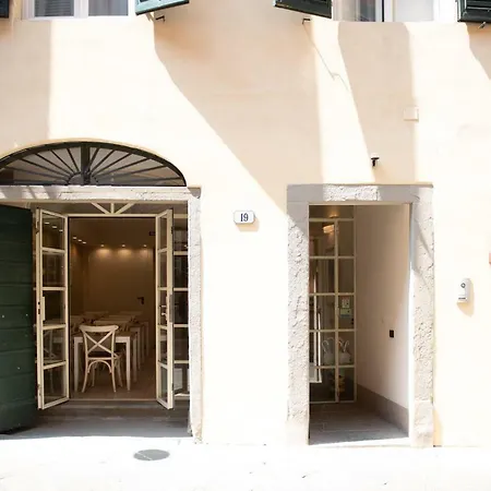 B&B Residenza Di Via Fontana-3
