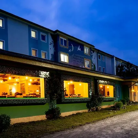 Elan Hotel-3