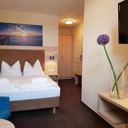 Hotel Am Alten Hafen-2