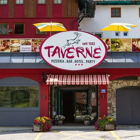 Party Hotel Taverne-2