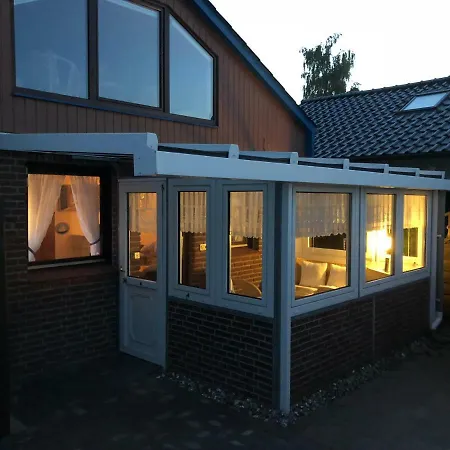 Haus Seeblick Ferienhaus Priwall-3