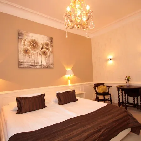Hotel Oberkirch am Münsterplatz-2