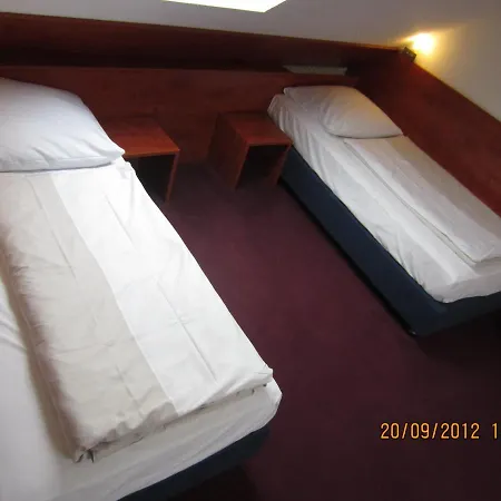 Altstadt Hotel Rheinblick-2
