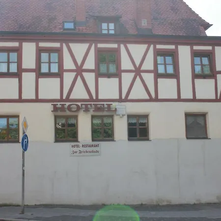 Hotel Zur Friedenslinde-3