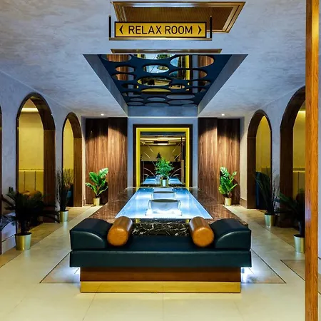 Beethoven Senfoni Hotel-2