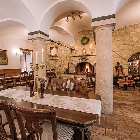 Hotel Svatojansky Dvur-3