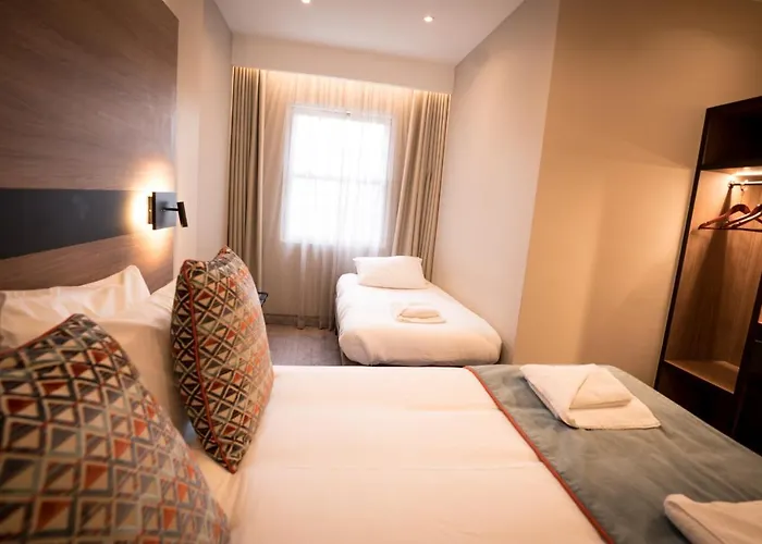 Oxford Hotel London