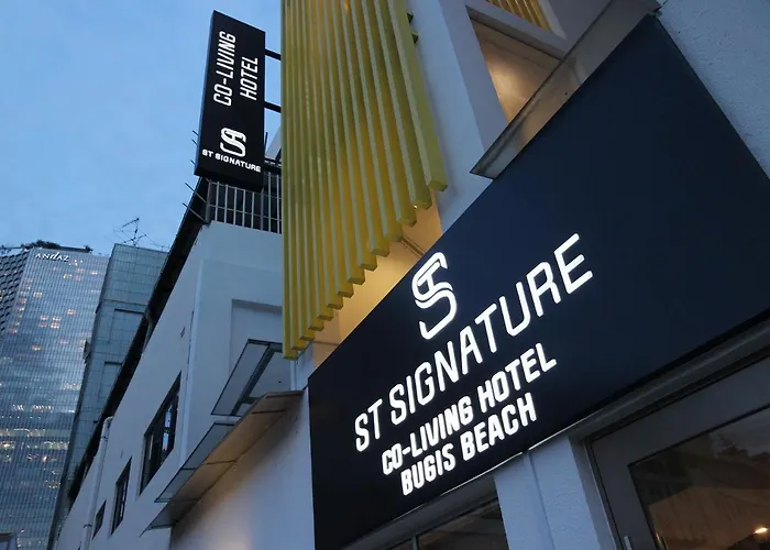 ST Signature Bugis Beach, DAYUSE, 5 Hours, 9AM-2PM Singapur