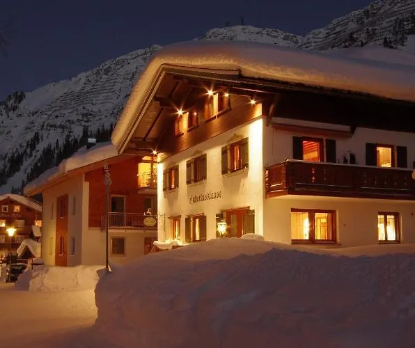Aparthotel Hubertusklause Lech am Arlberg