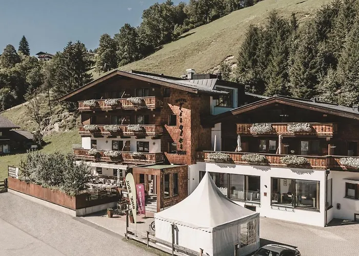 Hotel & Appartements Tiroler Buam Saalbach-Hinterglemm