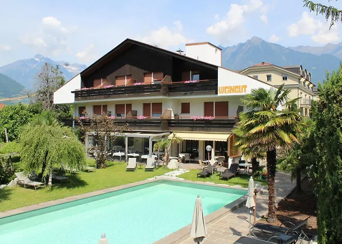 Hotel Garni Weingut Meran