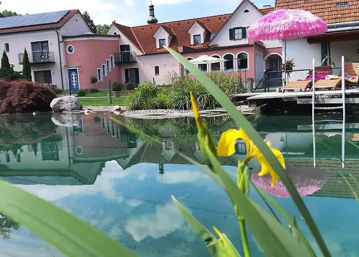 Hotel Garni Landhaus Florian Blumau in der Steiermark